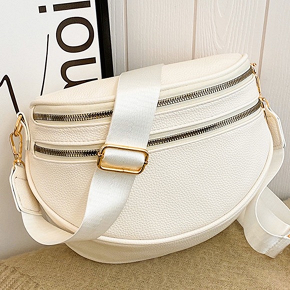 Stylish White Crossbody Bag with Gold Zippers - Picture 3 of 6